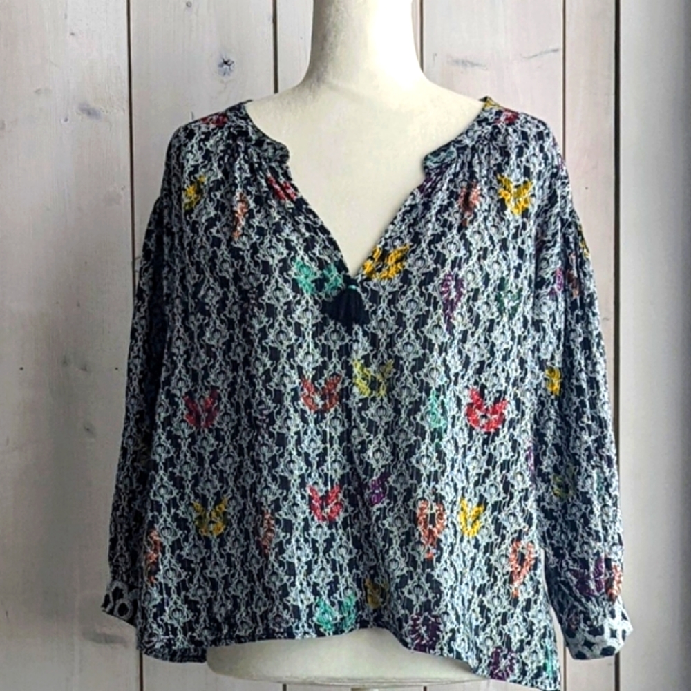 Roller Rabbit top